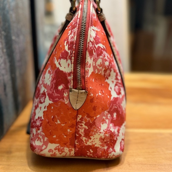 COACH 2014 Peyton Floral Cora Dome Satchel- RARE FIND! - Picture 6 of 14